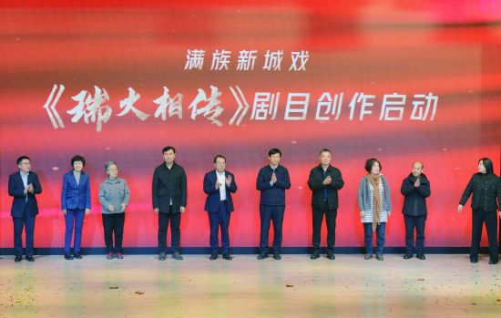 �������������Ŀ��(chu��ng)������(d��ng)������/�z